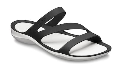 Sandalias Crocs en varios colores y con suela ergonómica para mujer y para pies delicados