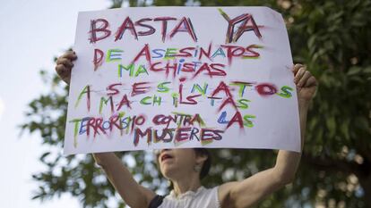 Concentraci&oacute;n en apoyo a los hijos de Juana Rivas en los Juzgados de Violencia de G&eacute;nero de Sevilla el pasado 14 de agosto. 