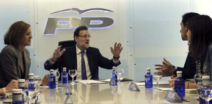 Mariano Rajoy preside ayer en la reunión de la cúpula del PP.