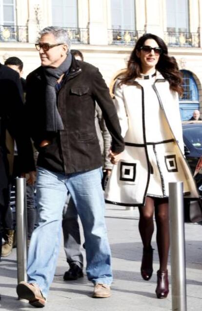 O casal Clooney em Paris