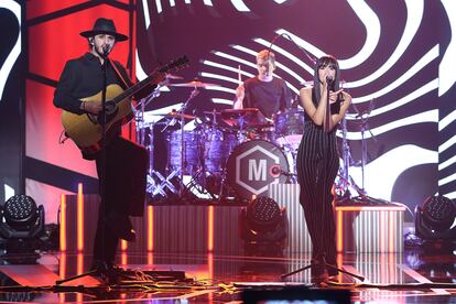 Morat y Aitana, en una de las galas musicales que programa La 1 en Nochebuena.