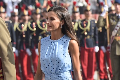 La reina Letizia en la jura de bandera de la princesa Leonor en Zaragoza.