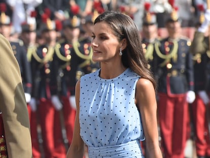 La reina Letizia en la jura de bandera de la princesa Leonor en Zaragoza.