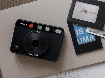 Leica lanza una cámara instantánea para compertir con la conocida Polaroid