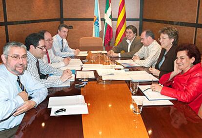 Reunión de los partidos de la Declaración de Barcelona, ayer, en la sede del PNV en Bilbao.