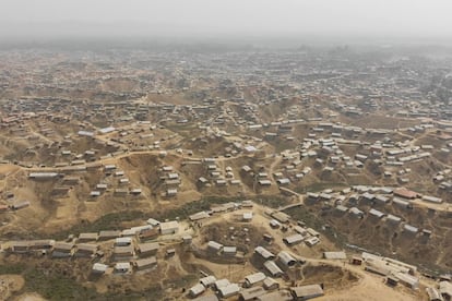 Vista aérea del campo de refugiados rohingya en Cox’ s Bazar, Bangladesh