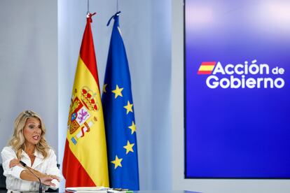 La vicepresidenta segunda y ministra de Trabajo, Yolanda Díaz, durante la rueda de prensa posterior a la reunión del Consejo de Ministros de este martes.