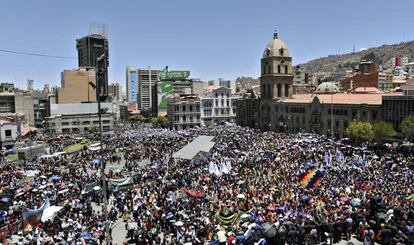 El oficialismo convocó a un acto masivo en apoyo al presidente Evo Morales el miércoles pasado. En la imagen, la plaza de San Francisco, en el centro de la ciudad, llena de militantes del partido de Gobierno.