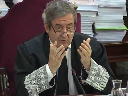 El fiscal Javier Zaragoza durante la segunda sesión del juicio del 'procés' en el Tribunal Supremo.