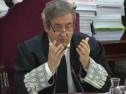 El fiscal Javier Zaragoza durante la segunda sesión del juicio del 'procés' en el Tribunal Supremo.