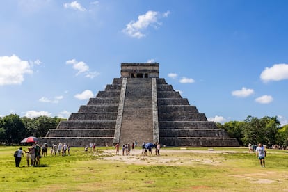 El templo de Kukulcán (también conocido con el nombre de 'El Castillo') en Chichén Itzá.