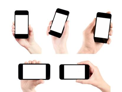 Una tienda de Avilés fabrica y vende su propia marca de móvil