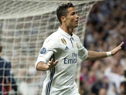 Cristiano Ronaldo marcou três vezes no Santiago Bernabéu.