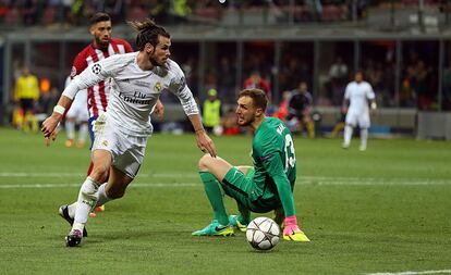 Bale falla después de regatear a Oblak.