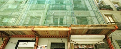 Imagen de las obras de rehabilitaci&oacute;n en un edificio de viviendas