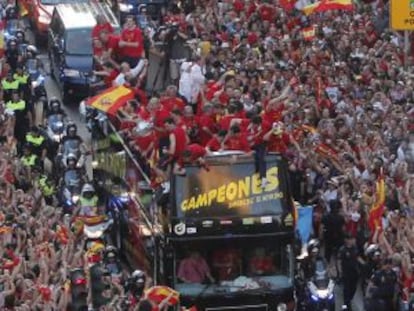 La selección española de fútbol es recibida en Madrid tras la victoria en el Mundial de Fútbol de Sudáfrica 2010.