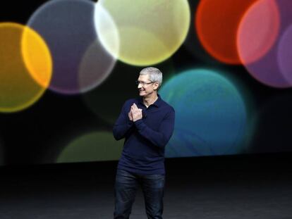 Tim Cook durant el llançament de l'iPhone 7.