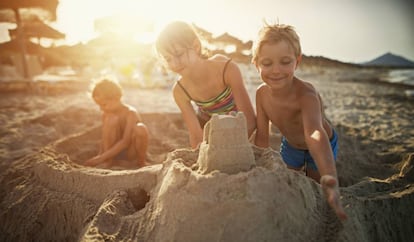 La tecnología se pone al servicio de padres y niños para disfrutar de un verano familiar libre de sustos.