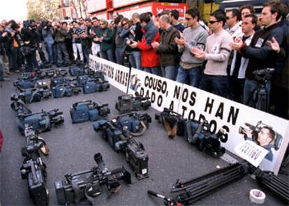 Manifestación ante la Embajada de EE UU en Madrid el 9 de abril para condenar la muerte de Couso.