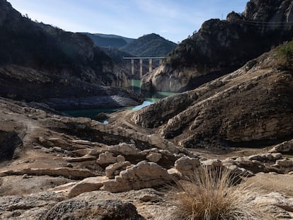 El cauce del río Cardener, en Lleida, este jueves.