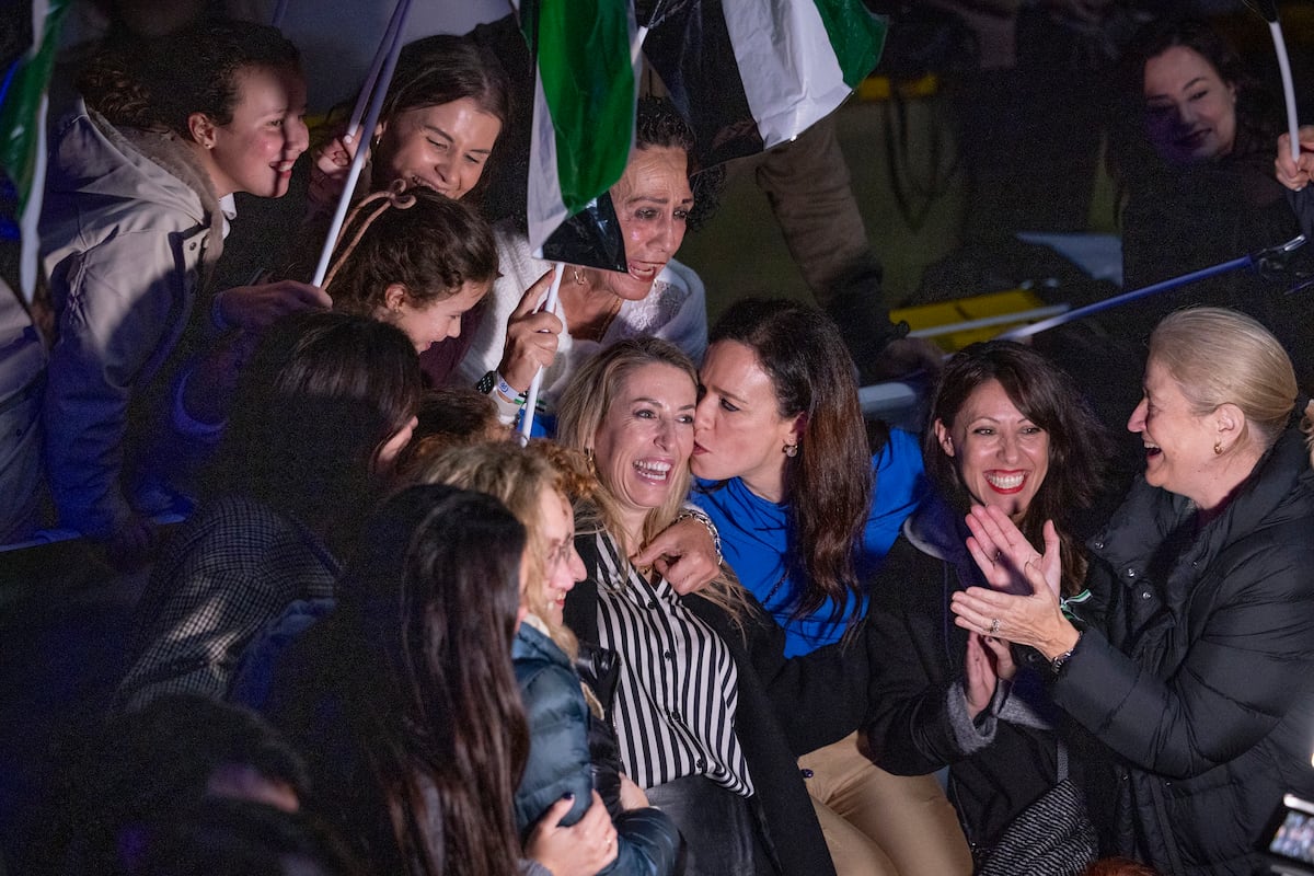 Dirigentes populares creen que la candidata se equivocó al no acudir al debate electoral y al “exagerar” el robo de 124 votos en una oficina de Correos, mientras en el entorno de la candidata confían en que el tramo final no impida un gran resultado  