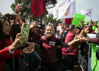 Claudia Sheinbaum a su llegada a un mítin electoral, en Tulancingo, Hidalgo.