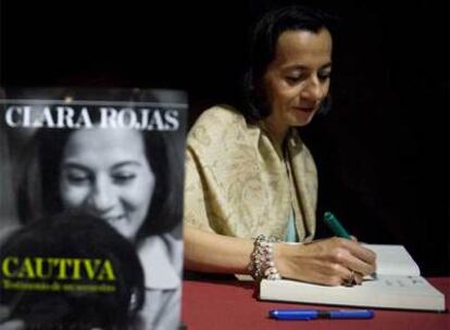 Clara Rojas, ayer, durante la presentación de su libro.