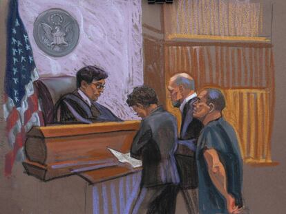 El Chapo Guzm&aacute;n frente a un juez federal, en un dibujo. 