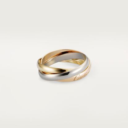 Un clásico que pasará de generación en generación: anillo Trinity de Cartier en oro rosa, blanco y amarillo.