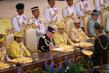 El sultán de Johor, Ibrahim Iskandar, durante su ceremonia de toma de juramento como decimoséptimo rey de Malasia en el palacio nacional de Kuala Lumpur, en Malasia, el 31 de enero de 2024.

