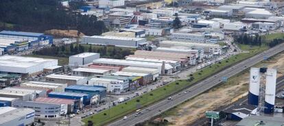 Peque&ntilde;as naves en el pol&iacute;gono industrial de O Porri&ntilde;o (Pontevedra). 