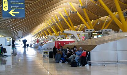 Detalle de la terminal T4 del aeropuerto de Madrid-Barajas.