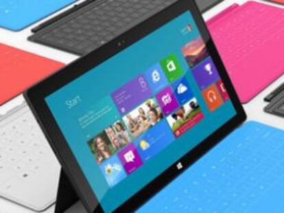 Dos nuevos modelos de la tableta presentados: uno con un procesador ARM con Windows RT en configuraciones de 32 GB y 64 GB, y otra con la tercera generación de procesadores Intel