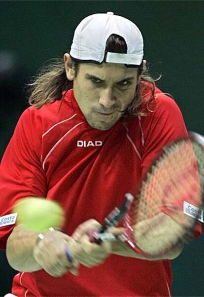 David Ferrer, en una devolución.