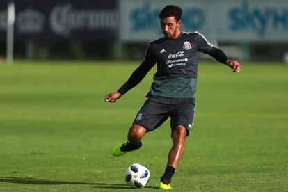 Alanís, durante los entrenamientos con México.