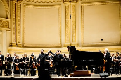 El director Pablo Heras-Casado y el pianista Javier Perianes.