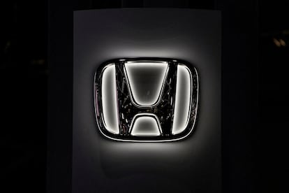 El logo de la marca Honda en el Salón del Automóvil de Nueva York en abril de 2023.