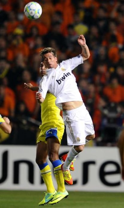 Fabio Coentrão, durante el partido ante el Apoel