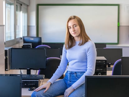 Alba Calderón, 21 años, está acabando el ciclo superior de Administración y Finanzas, en Albacete, después de haber terminado el ciclo medio con matrícula de honor.