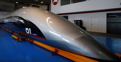 La cápsula para el transporte de pasajeros Hyperloop presentada en El Puerto de Santa María, Cádiz.