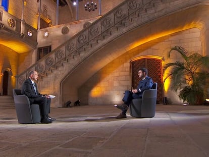 Un moment de l'entrevista, al Palau de la Generalitat.