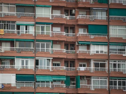 Un edificio de viviendas en el barrio de Badal de Barcelona.