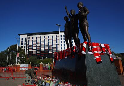 George Best, Denis Law and Bobby Charlton