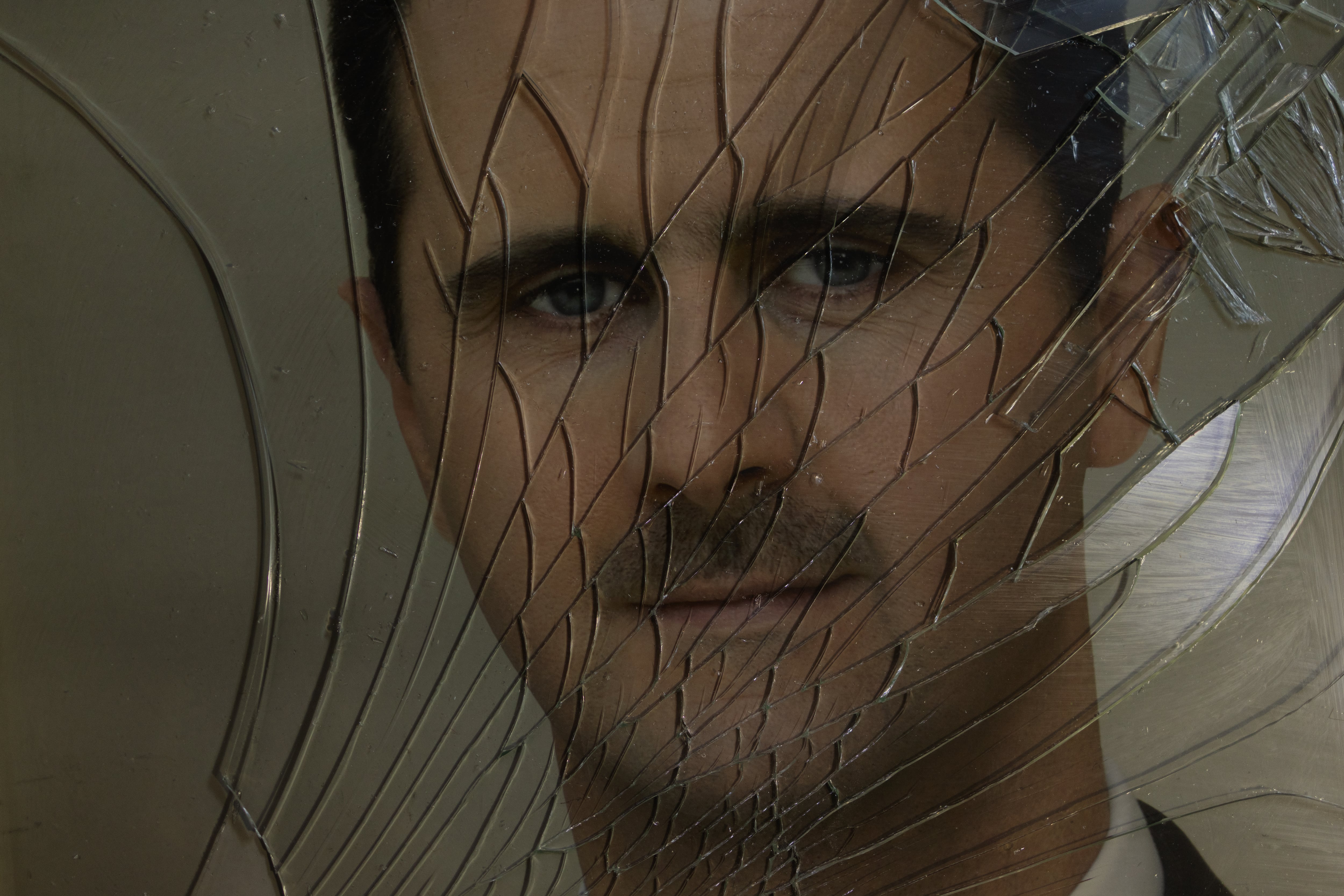 Bachar el Asad, de dictador sirio a repasar sus apuntes de oftalmología en Moscú