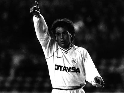 Hugo S&aacute;nchez, durante un partido del Madrid en 1993.