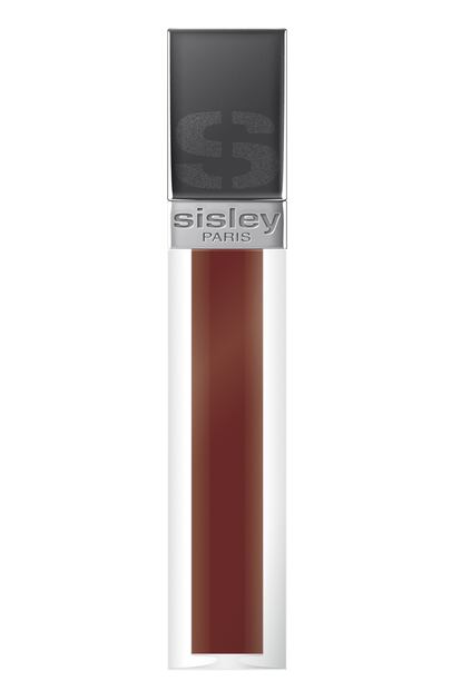 Los nuevos Phyto-Lip Gloss de Sisley son mucho más que un brillo de labios. Además de tener propiedades hidratantes y reparadoras, tiene una textura gelificada que se aplica fácil y homogéneamente, dejando los labios luminosos y delicadamente coloreados. Nos encanta para este otoño el gloss en tono Nude, el número 7 de la colección. Cuesta 35 euros.