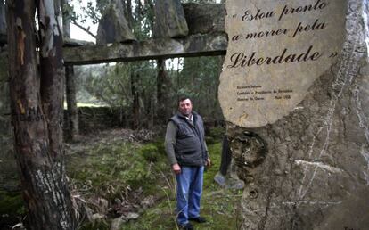 Felipe Porra at the spot where he and a friend found the body of Humberto Delgado and his secretary in 1965.