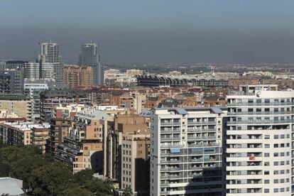 La contaminaci&oacute;n visible este mi&eacute;rcoles sobre la ciudad de Valencia. 