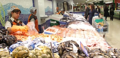 Pescader&iacute;a en un supermercado de Mercadona.