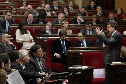 El presidente de la Generalitat, Artur Mas, durante la sesión de control al Gobierno en el Parlamento de Cataluña.
